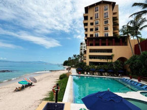 Beachfront Condo in Los Palmares 902 Puerto Vallarta